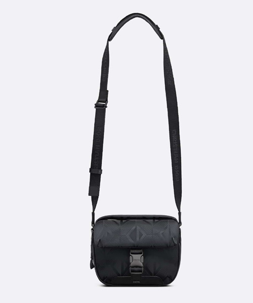 A-42766<br><b>DIOR</b><br>익스플로러 스트랩 파우치</b><br>[매장가-300만원대]