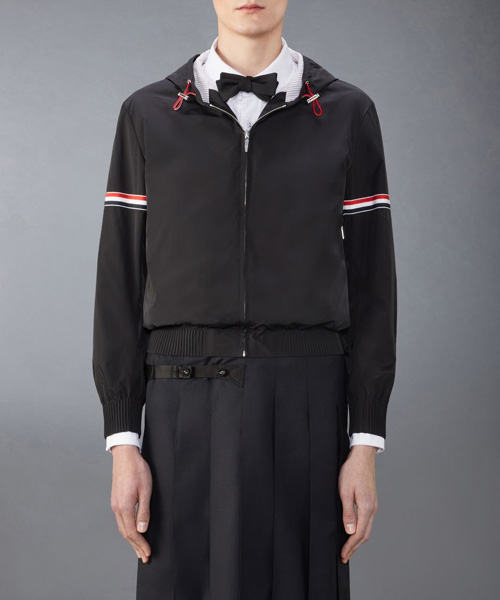 JK-24594<br><b>THOM BROWNE</b><br>나일론 터치 암밴드 후드 자켓</b><br>[매장가-200만원대]