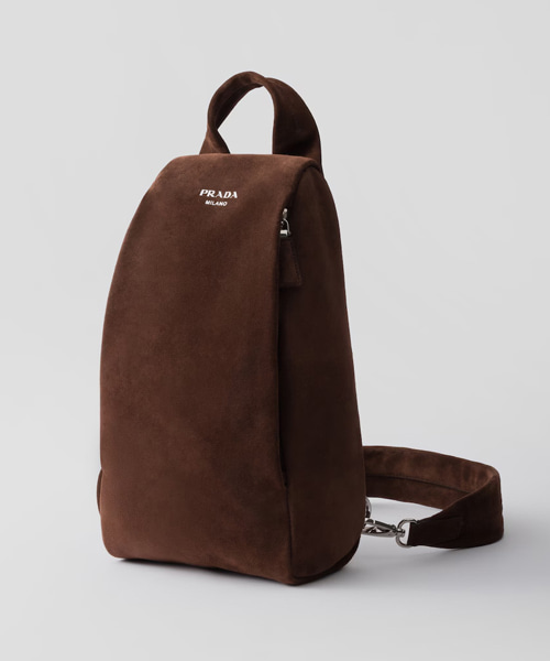 A-43227<br><b>PRADA</b><br>스웨이드 백팩</b><br>[매장가-430만원대]