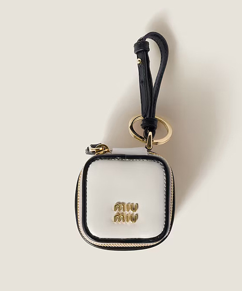 A-43517<br><b>MIU MIU</b><br>트릭 가죽 키링</b><br>[매장가-100만원대]