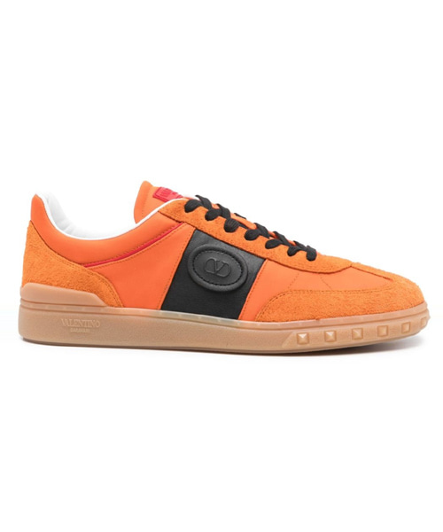 A-43591<br><b>VALENTINO</b><br>업빌리지 로우탑 스니커즈</b><br>[매장가-100만원대]