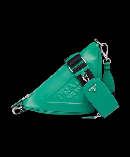 A-43625<br><b>PRADA</b><br>트라이앵글 레더 숄더백</b><br>[매장가-330만원대]