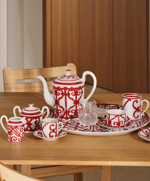 A-43881<br><b>HERMES</b><br>BALCONY OF THE GUADALQUIVIR 식기 세트</b><br>[매장가-600만원대]