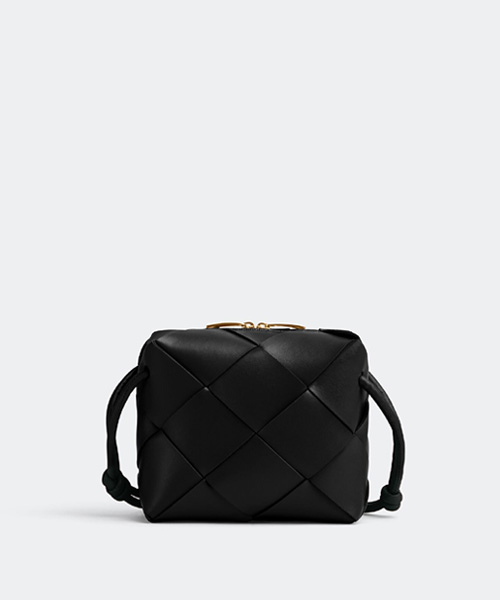 A-43827<br><b>BOTTEGA VENETA</b><br>미니 카세트 카메라 백</b><br>[매장가-280만원대]