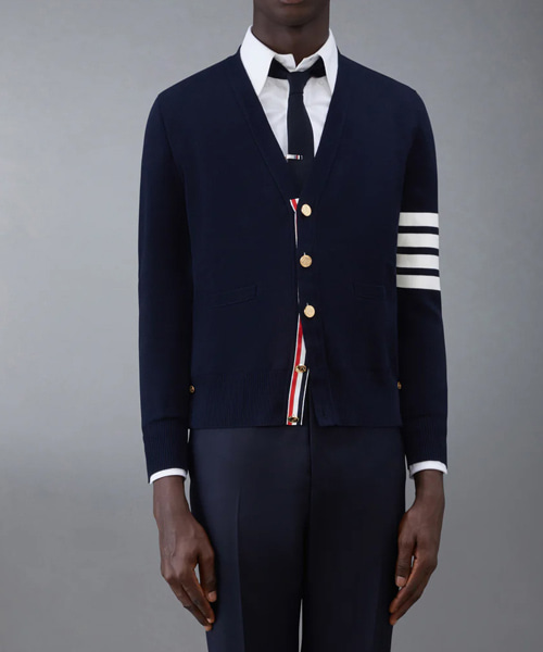 JK-24884<br><b>THOM BROWNE</b><br>코튼 크레이프 브이넥 가디건</b><br>[매장가-200만원대]