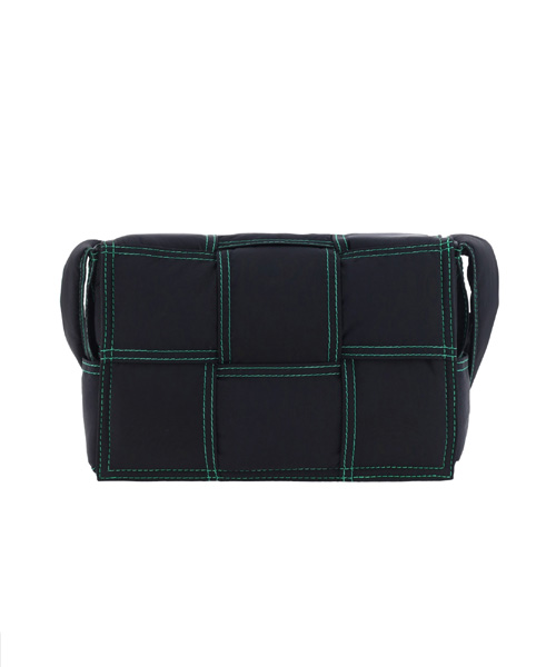 A-44414<br><b>BOTTEGA VENETA</b><br>패디드 테크 카세트 숄더 백</b><br>[매장가-300만원대]