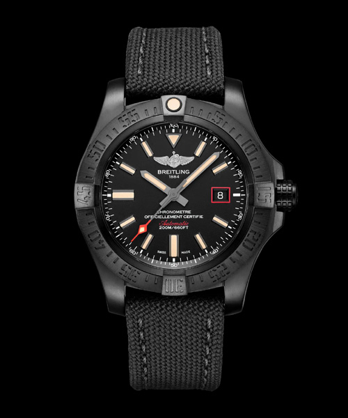 A-44506<br><b>BREITLING</b><br>어벤저 블랙버드 44mm</b><br>[매장가-700만원대]