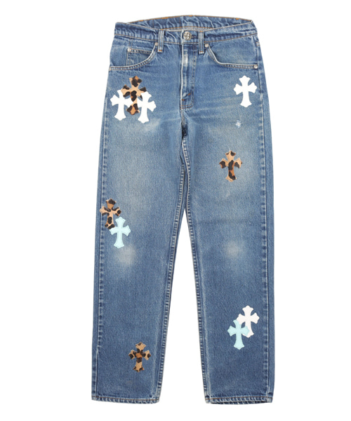 P-16480<br><b>CHROME HEARTS</b><br>멀티 컬러 리바이스 패치 데님</b><br>[매장가-800만원대]