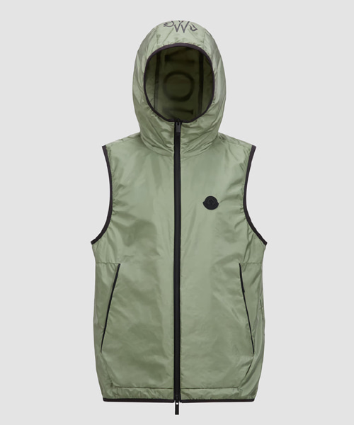 JK-24975<br><b>MONCLER</b><br>MORETAN 후드 베스트</b><br>[매장가-180만원대]