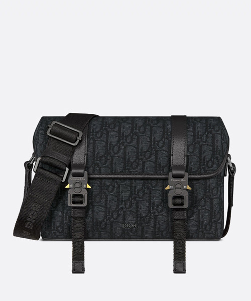 A-44016<br><b>DIOR</b><br>힛 더 로드 플랩 스트랩백</b><br>[매장가-440만원대]