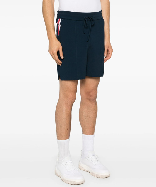P-16556<br><b>THOM BROWNE</b><br>스티치 테니스 쇼츠</b><br>[매장가-190만원대]