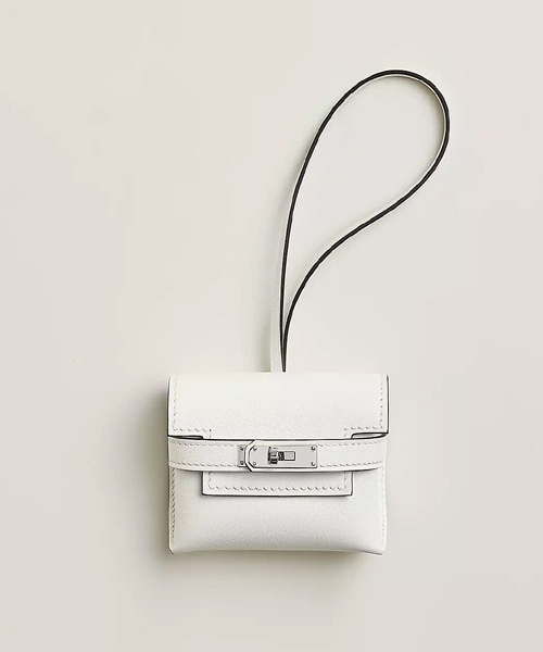 A-45052<br><b>HERMES</b><br>켈리페스티벌 백 참</b><br>[매장가-560만원대]