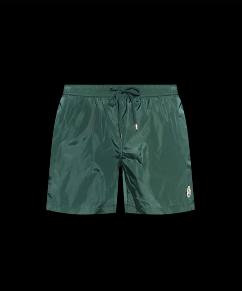 P-16607<br><b>MONCLER</b><br>로고 패치 스윔 쇼츠</b><br>[매장가-50만원대]