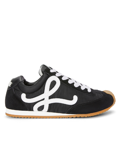 A-45090<br><b>LOEWE</b><br>발레 러너 2.0</b><br>[매장가-110만원대]
