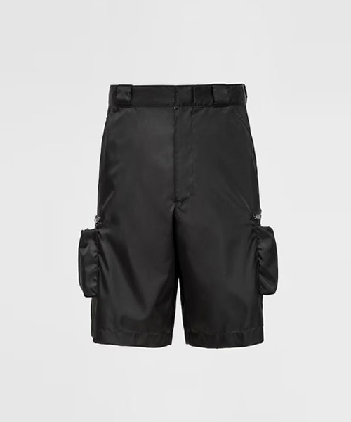 P-16640<br><b>PRADA</b><br>리나일론 버뮤다 쇼츠</b><br>[매장가-230만원대]