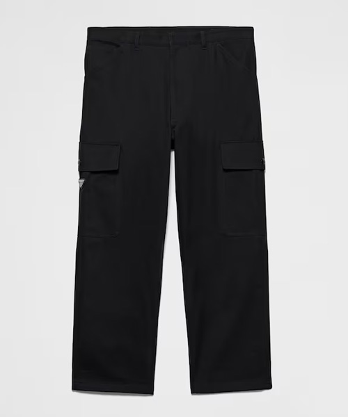P-16656<br><b>PRADA</b><br>삼각 로고 패치 코튼 카고 팬츠</b><br>[매장가-200만원대]