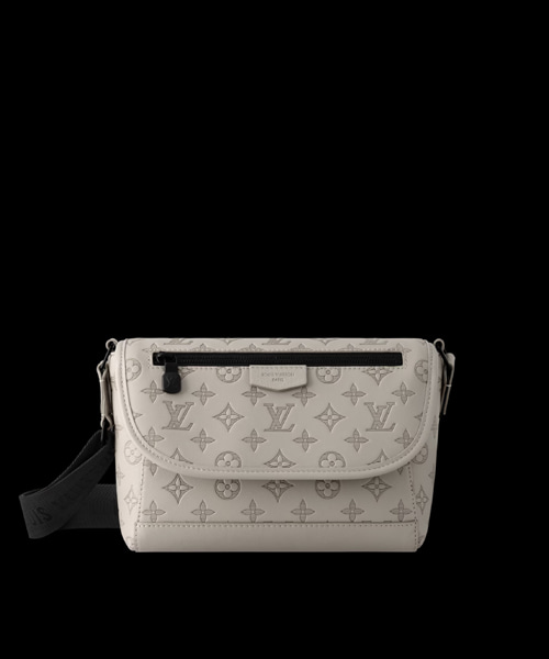A-45282<br><b>LOUIS VUITTON</b><br>펄스 메신저</b><br>[매장가-380만원대]