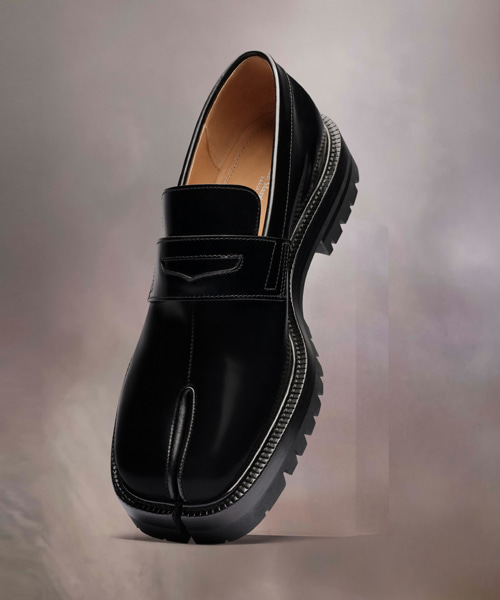A-45381<br><b>MAISON MARGIELA</b><br>타비 로퍼</b><br>[매장가-150만원대]