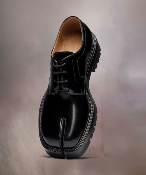 A-45382<br><b>MAISON MARGIELA</b><br>타비 레이스업 로퍼</b><br>[매장가-170만원대]