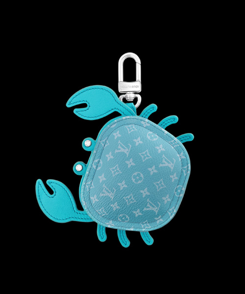 A-45765<br><b>LOUIS VUITTON</b><br>LV 크랩 백 참</b><br>[매장가-130만원대]