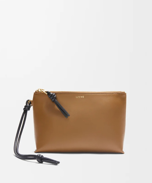 A-45802<br><b>LOEWE</b><br>크노트 티 파우치</b><br>[매장가-130만원대]