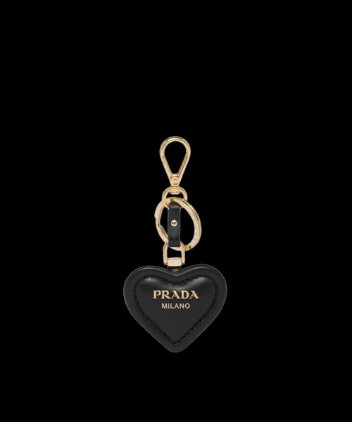 A-46016<br><b>PRADA</b><br>나파 레더 키링</b><br>[매장가-60만원대]