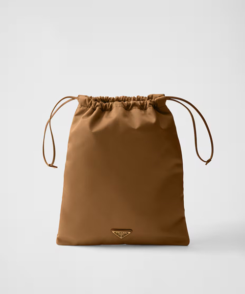 A-46005<br><b>PRADA</b><br>리나일론 파우치</b><br>[매장가-80만원대]
